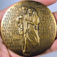 statue_of_liberty_medallion_1.jpg